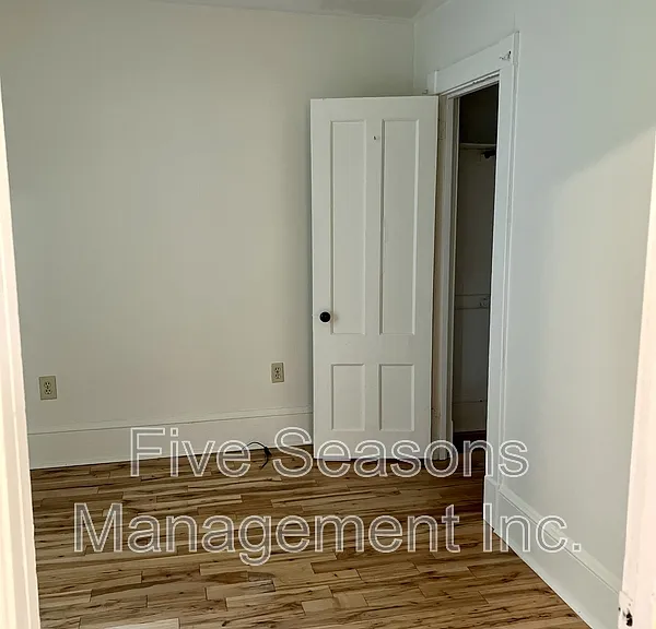 18-20 Hayward St #1 — Photo 9