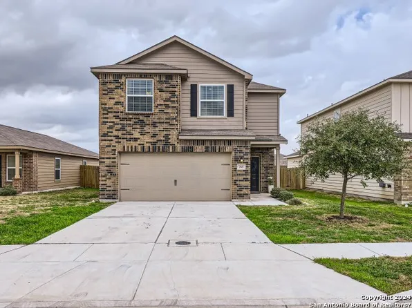 718 Veloway Trail, New Braunfels, TX 78132