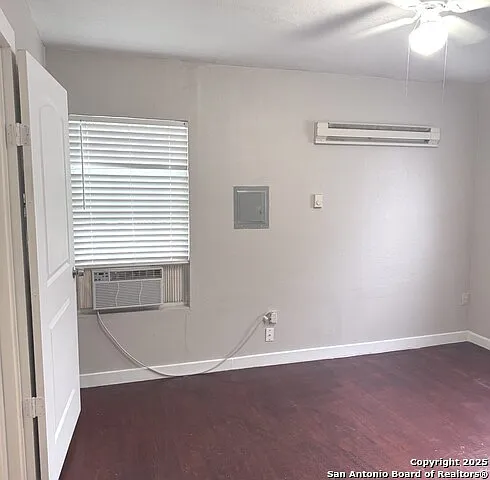 207 Bradford #2 — Photo 11