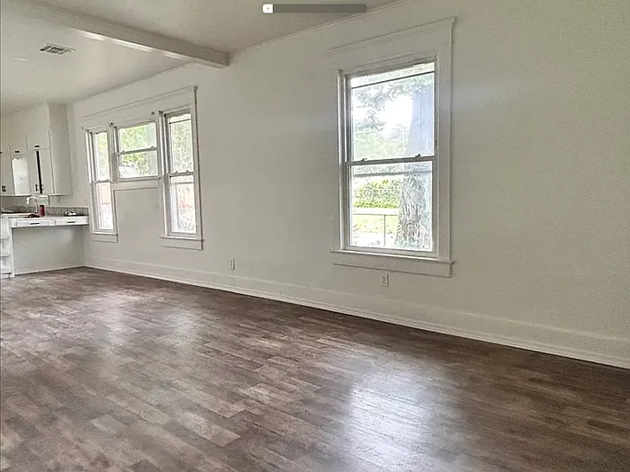 149 S Dixon Ave — Photo 6