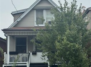 82 Cambridge Ave, Hamilton, ON L8H1T6