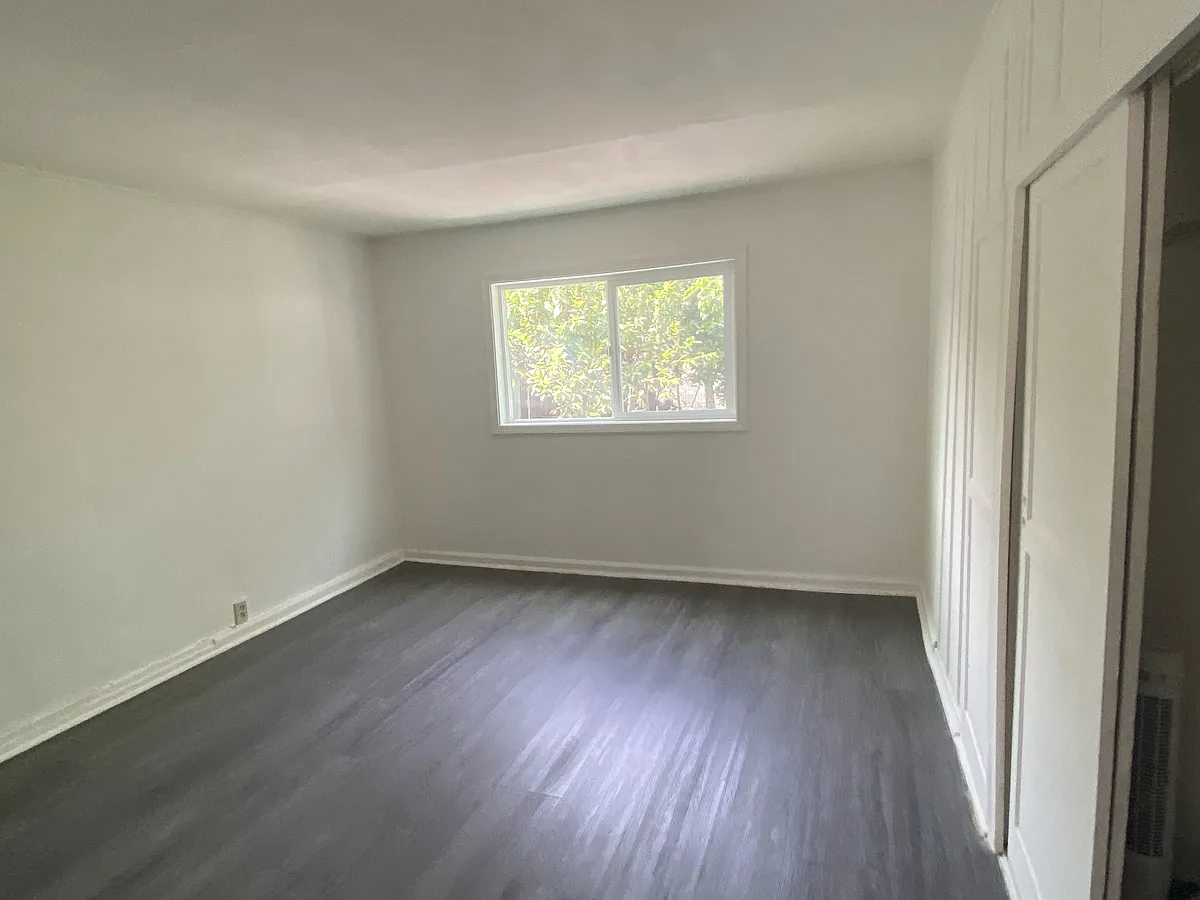 Building Photo - 411 N Curtis Ave #B
