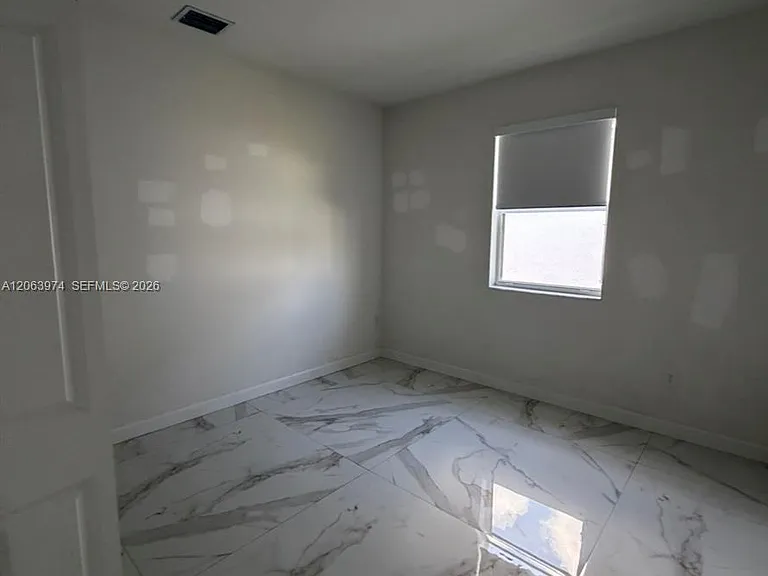 16144 SW 148th Pl — Photo 8