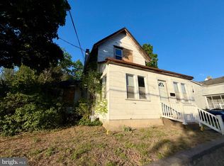 215 Berlin Rd, Clementon, NJ 08021