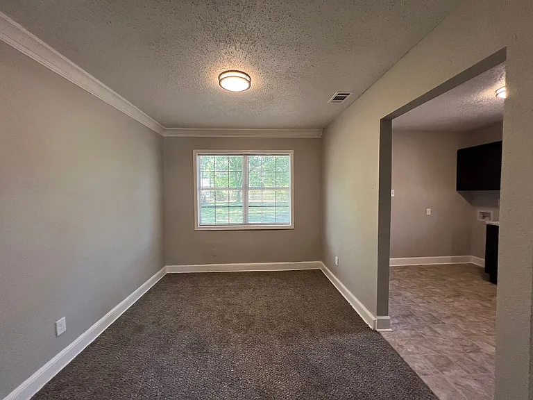 1531 Buntyn St — Photo 11
