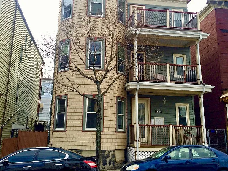 1085 Dorchester Ave #2R — Photo 17