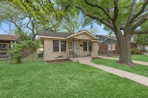 512 Gale St Photo 1