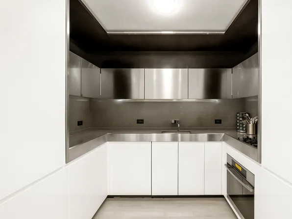 15 William Street image 5 of 7