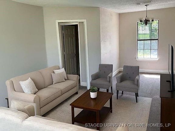 4th image of 135 Huisache St
