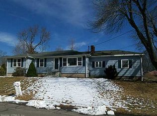 213 Robin Hill Rd, Meriden, CT 06450