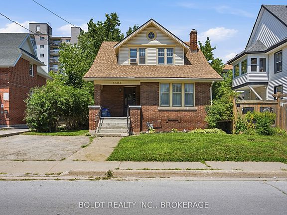 3rd image of 4497 Morrison St