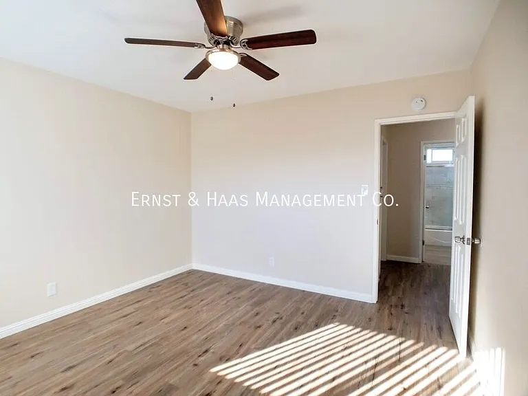 75 E Mountain View St — Photo 16