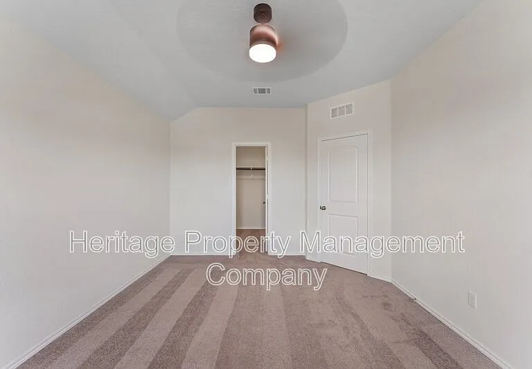 942 Blue Violet — Photo 41