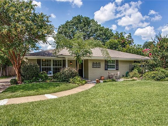 2nd image of 3253 Galahad Dr