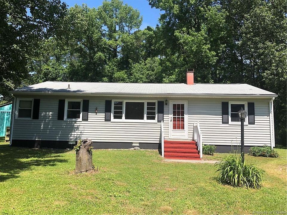 1st image of 240 W Magnolia Ave
