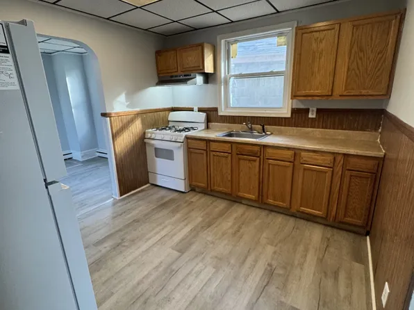 395 N Pennsylvania Ave, Wilkes Barre, PA 18702