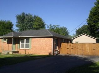111 Peggy Ln, Hopkinsville, KY 42240
