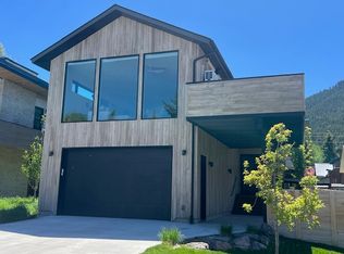 670 E Hall Ave, Jackson, WY 83001