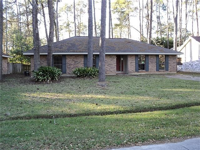 1st image of 520 Teakwood Cir