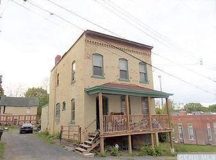 18 Livingston St, Catskill, NY 12414