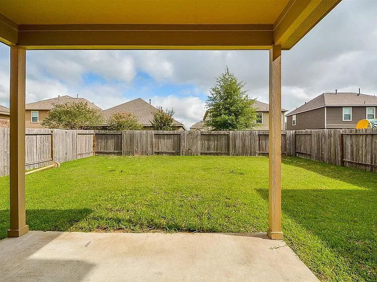 3238 Upland Spring Trce — Photo 31