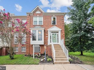 20356 Marguritte Sq, Sterling, VA 20165