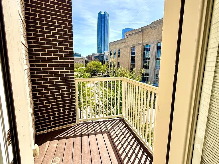627 Couch Dr #S13 — Photo 17