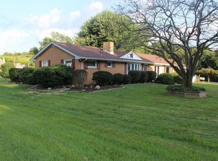 16450 Valley Dr, East Liverpool, OH