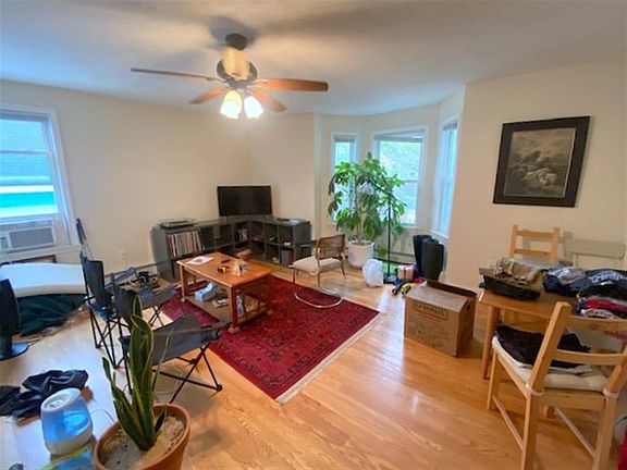 3rd image of 395 Columbia St #1