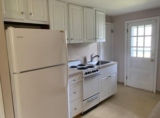 14 Old Plain St APT 3, Marshfield, MA 02050