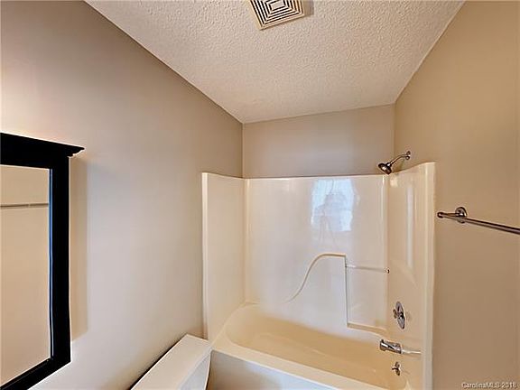 4th image of 1060 Cherry Meadow Ln