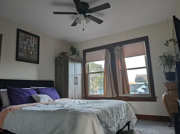 "Canyon" private bedroom