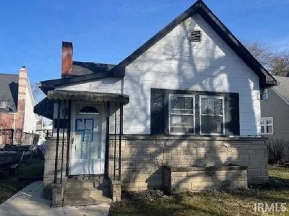132 W North D St, Gas City, IN 46933