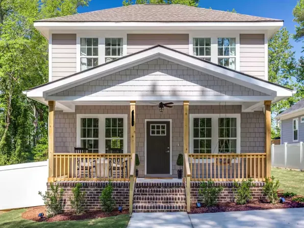 420 1st St, Apex, NC 27502