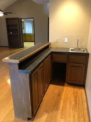 Wet bar