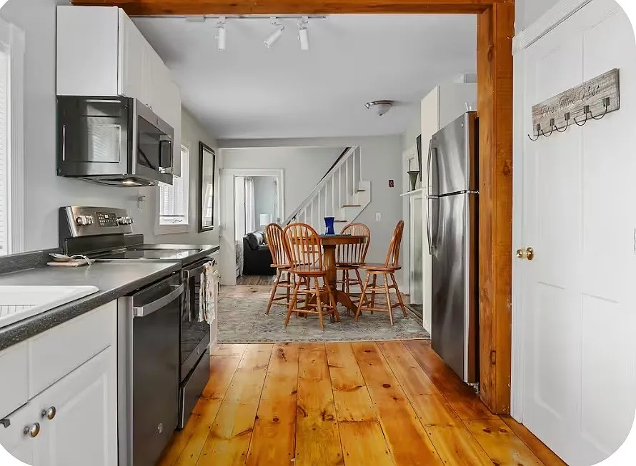 2 bed, 950 sqft, $3,800 — Photo 3