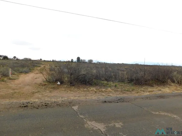 4 8th St SW, Deming, NM 88030