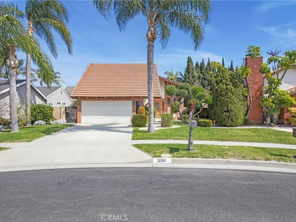 1200 N Allwood Cir, Anaheim, CA 92807
