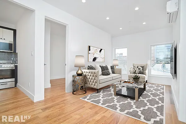 Rented by REAL New York | media 16