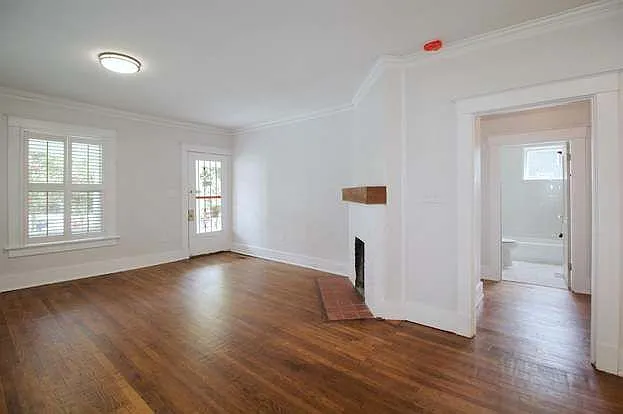 2027 Higbee Ave — Photo 10