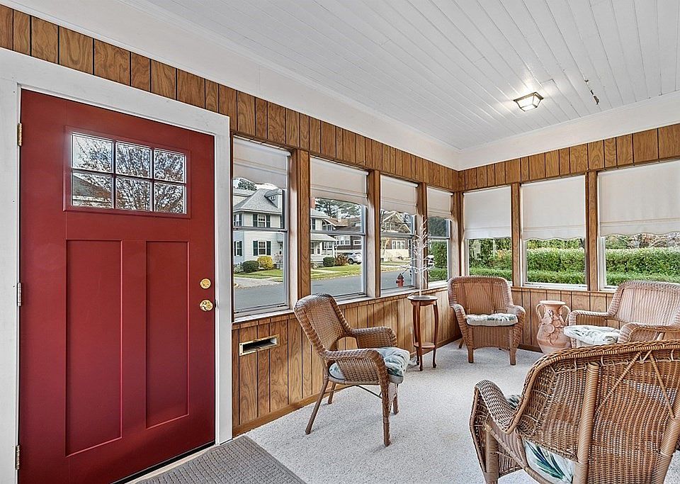 7 Fernwood Ave, Haverhill, MA 01835 Zillow