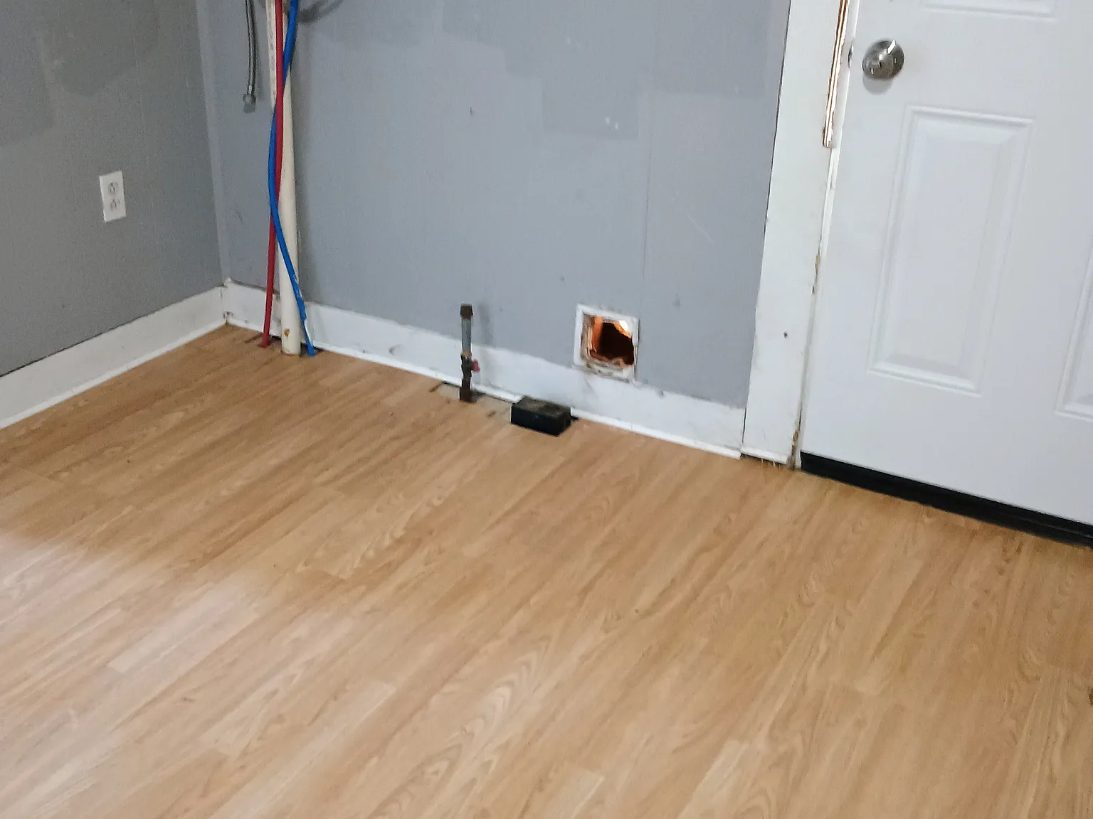 2 bed, $650 — Photo 4