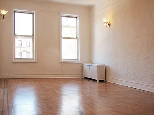 Sold by Awaye Realty Management LLC | media 2