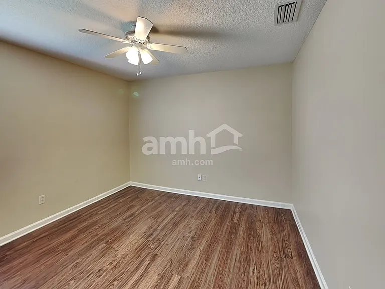 1224 Belhaven Ln — Photo 22