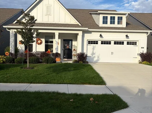 438 Ehrlich Ln, Westfield, IN 46074