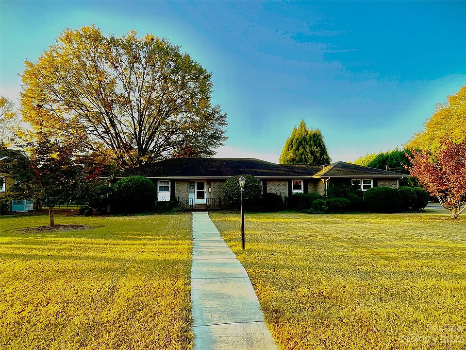 1st image of 3101 Imperial Dr