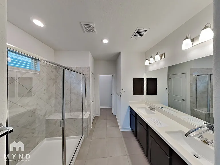 21535 Vista De Cristal — Photo 9