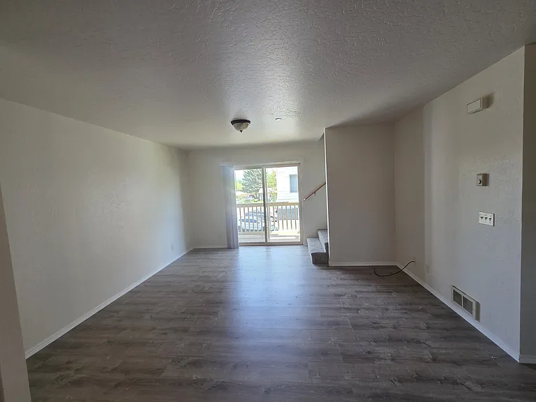 1801 Culvers Dr — Photo 14