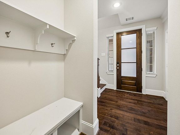 4th image of 8304 Ginger Oak St