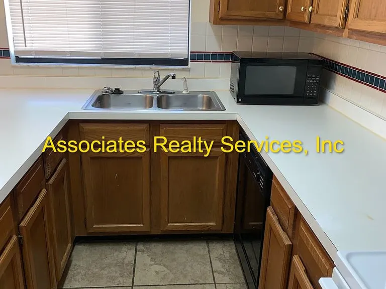 4529 NW 45th Ct — Photo 9
